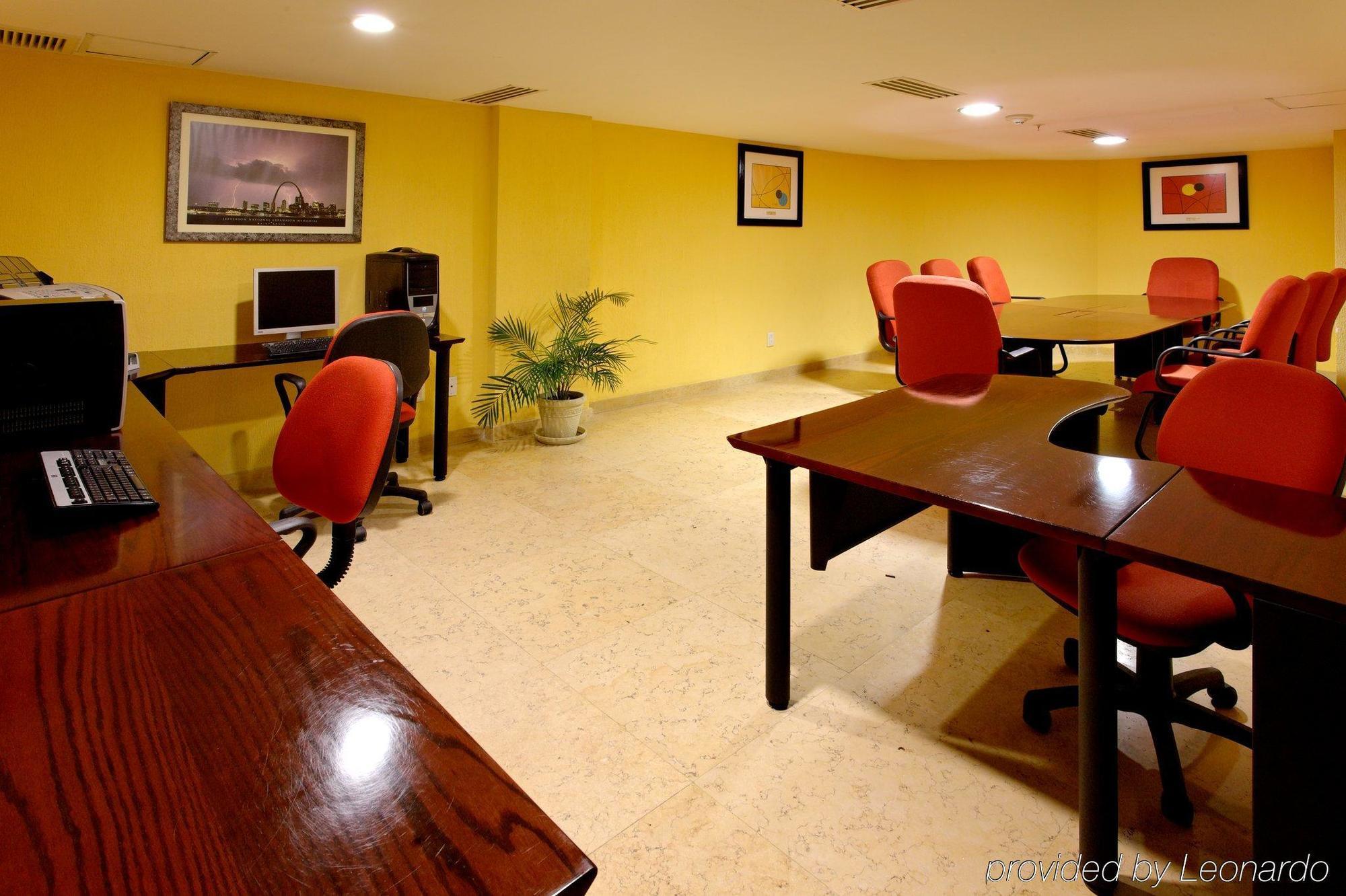 Holiday Inn Express Nuevo Laredo By Ihg Faciliteter billede