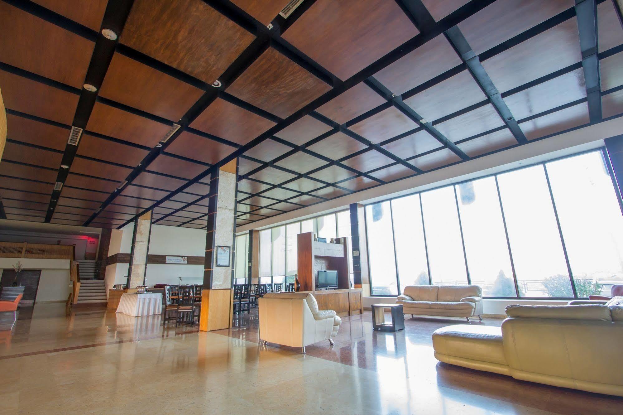 Holiday Inn Express Nuevo Laredo By Ihg Eksteriør billede