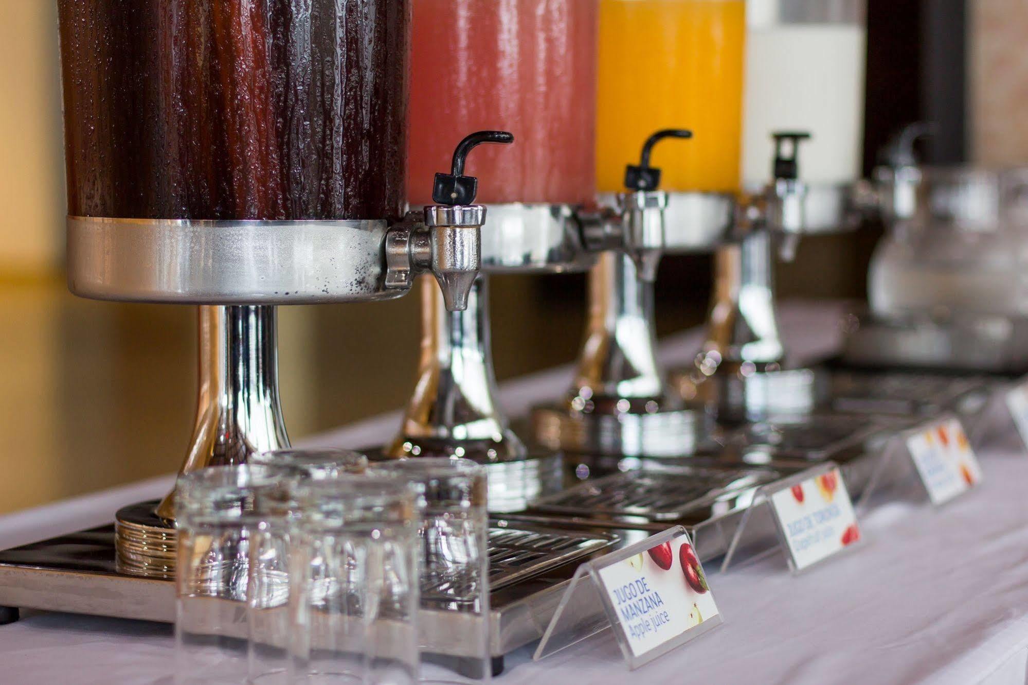 Holiday Inn Express Nuevo Laredo By Ihg Eksteriør billede